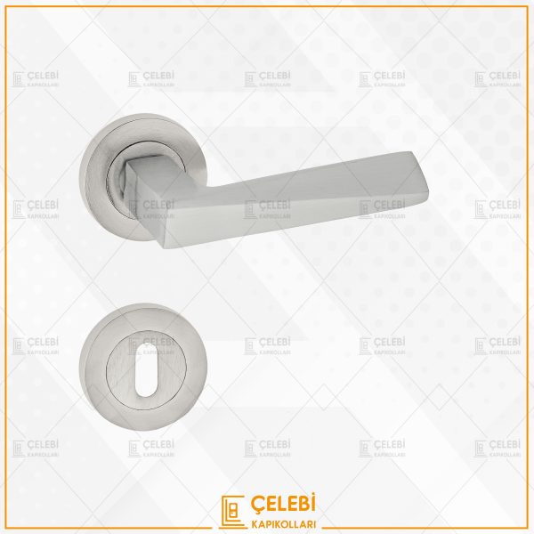 PİRAMİT KOL YUVARLAK ROZETLİ SATEN ODA